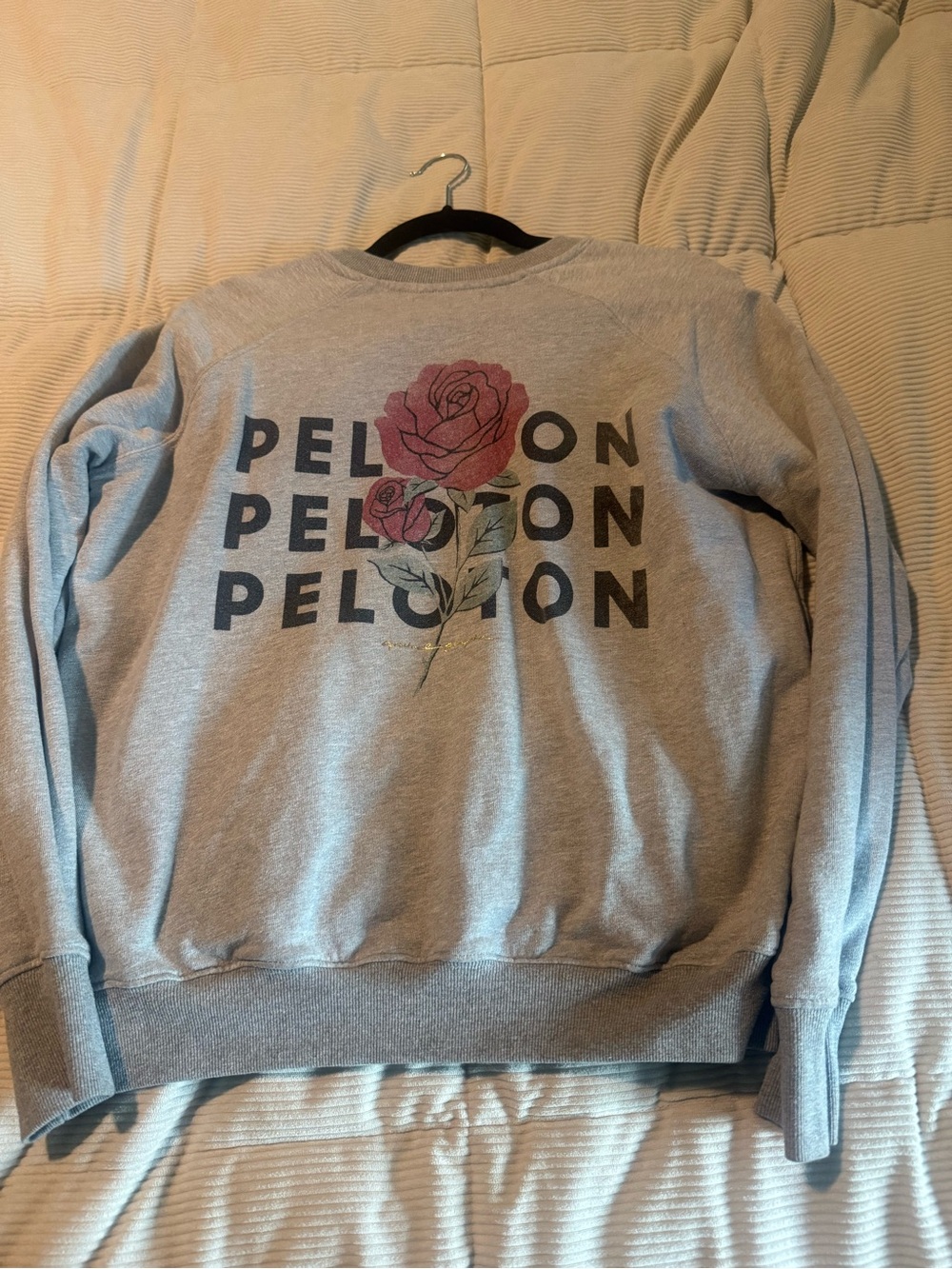 Peloton/ Spiritual Gangster Rose Sweater-size small. Rare find! - Picture 2 of 3